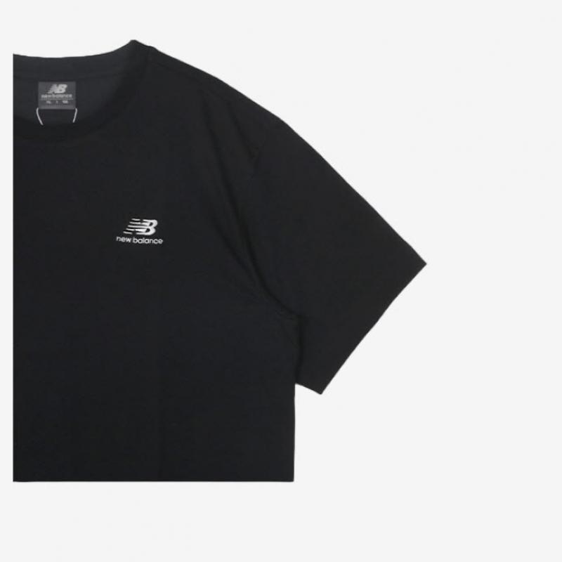 New Balance Short Sleeve Tee Lqj Nbneec1153 19 Uni Essential Small Logo Short Sleeve Tee Stan