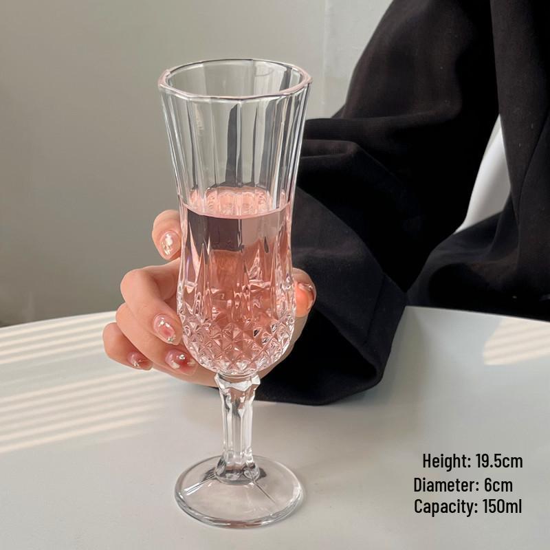 Elegant Crystal Wine and Cocktail Glass Set: High-Stemmed Red Wine, Champagne, and Cocktail Glasses.