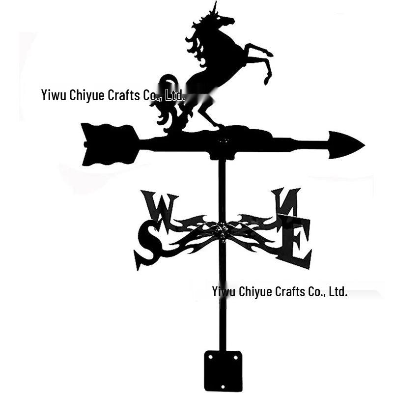 Weather Vane Ornament: Outdoor Wrought Iron Spray-Painted Roof Decoration Metal Craft