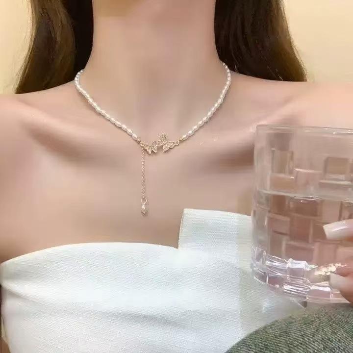 Glänzende Diamant-Schmetterling-Perlenkette: Damen Retro Würziges Mädchen Luxus Schlüsselbein Kette