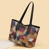 Hot Selling Casual Trend PU Splicing Large Capacity Crossbody Bag Fashion Youth Design Tote Bag Retro Elegant Women's Handbag