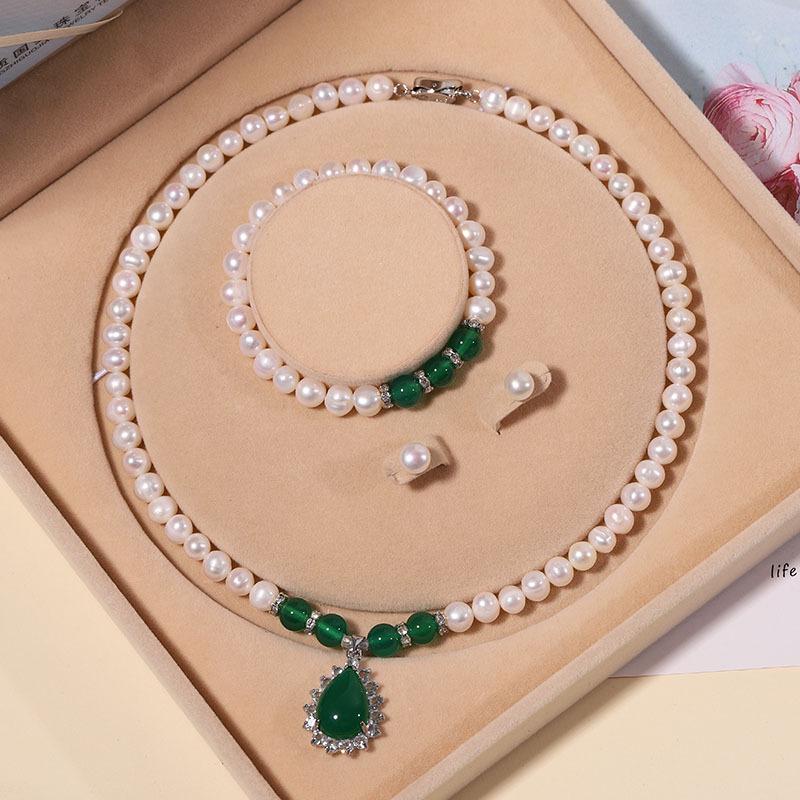 Zhuji Natural Freshwater Pearl Necklace Set: Green Water Drop Design - Perfect Mother's Day Gift