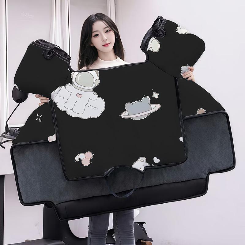 Electric Vehicle Windshield Fleece Cape: Thick, Full Coverage Neck & Shoulder Protector for Warmth and Windproof Cold Protection.