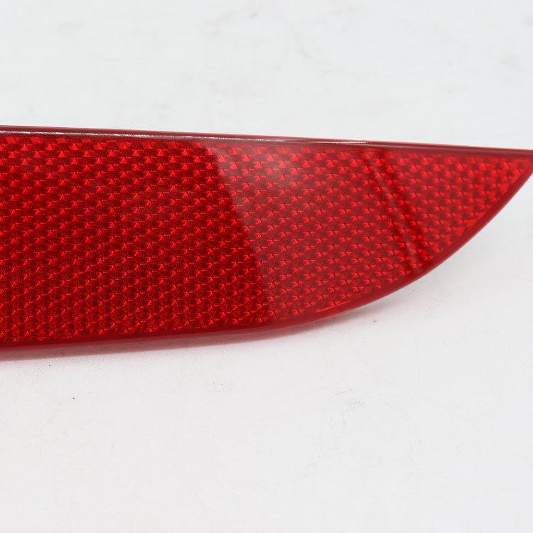 Bilreflektor för BMW E83 X3 (Artikelnummer. 63147162218) I lager