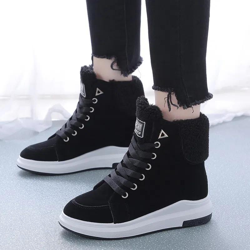 Winter Boots Female Velvet Warm Short Tube Female Boots Korean Version of The Casual Snow Boots Students with A Hundred Cotton Shoes