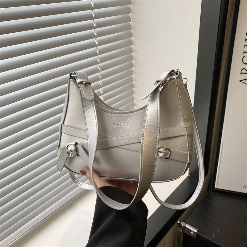Foreign Style Versatile Underarm Small Bag Women's 2025 New Fashion Versatile Shoulder Bag Niche Design Commuter Crescent Bag
