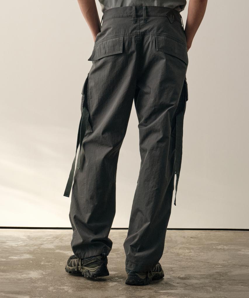 HELEMENT Oblique Strap Cargo Pants (D Grey)