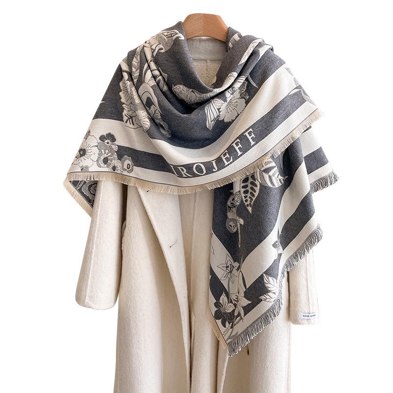 Fashion Versatile Women'S Imitation Cashmere Warm Scarf Wind Grotesque Plant Print Square Scarf Shawl