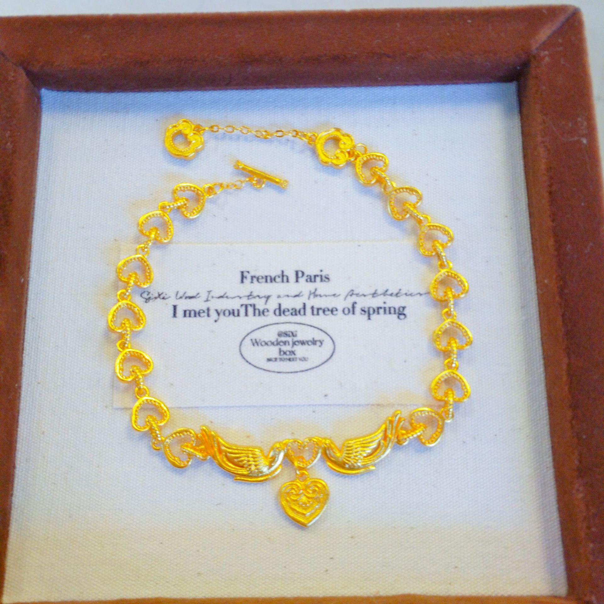 Набор: Ожерелье и Браслет  Золотое Сердце Сорока Неразлучники  - Идеальный Подарок на День Святого Валентина для Нее.