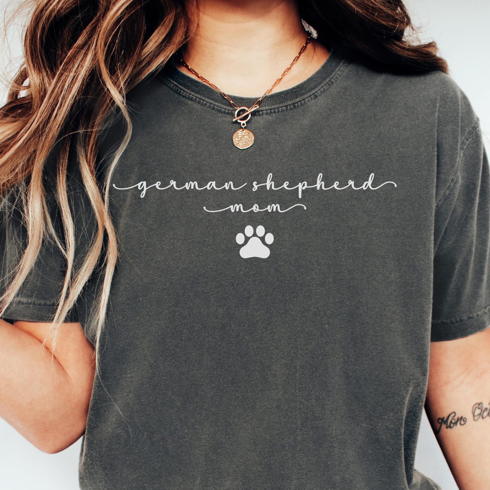 Comfort Colors German Shepherd Mom T-Shirt S