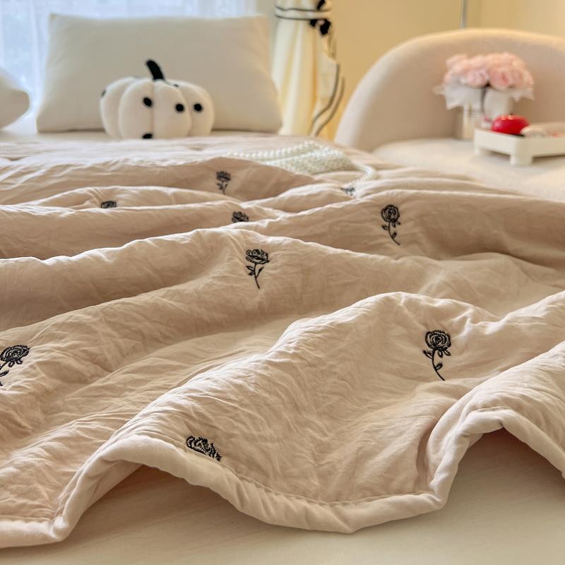 Embroidered, Washed Cotton, Summer Quilt, Air-conditioned, Skin Friendly, Breathable, Machine Washable Bedding