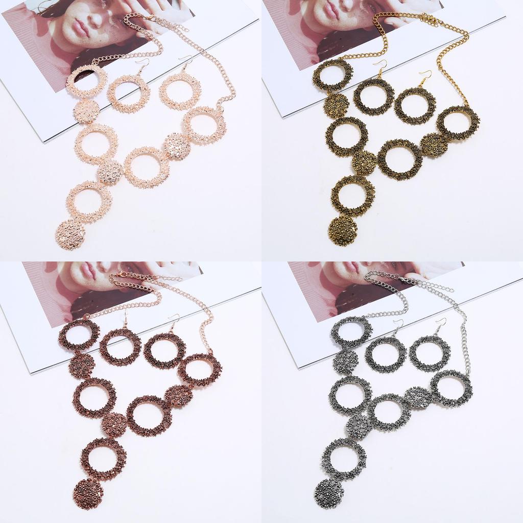 Frühlings-Vintage-Anhänger-Halskette und Ohrring-Set mit Antik-Finish für Damen