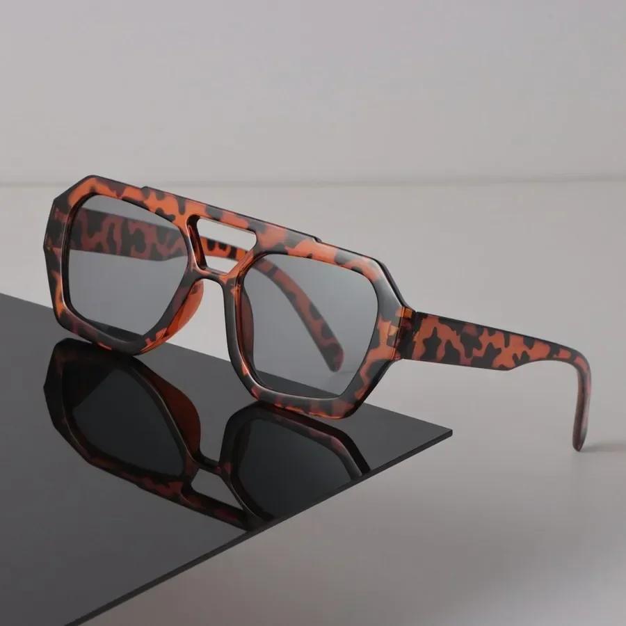Vintage Square Sunglasses Women Men Retro Casual Fashion Black Clear Sun Glasses Female Eyewear