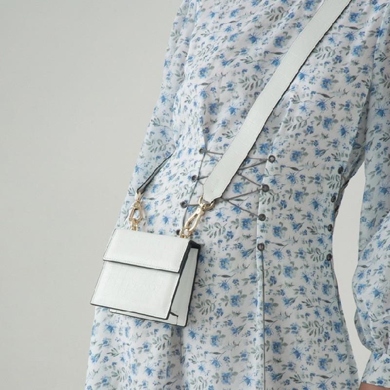 

2025 New Style Niche Design Fashionable Foreign Texture One-shoulder Cross-body Bag Small Square Chain Waist Wide Shoulder белый