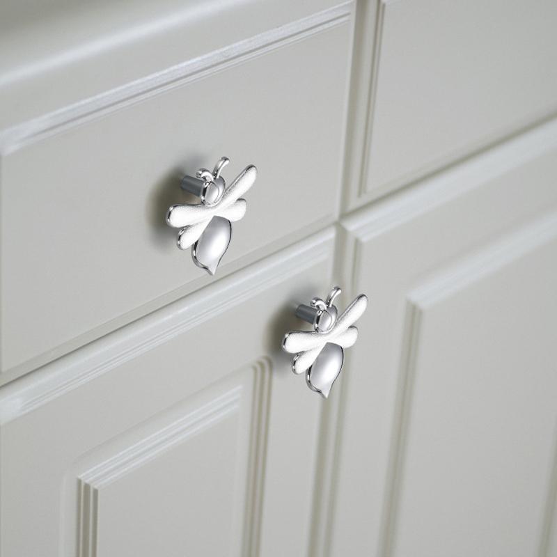 1pc Furniture Hardware Butterfly Bee Door Pulls Wardrobe Pulls Cabinet Drawer Cabinet Door Handle Zinc Alloy Single Hole