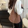 New large-capacity shoulder tote bag, new retro trend fashion versatile casual commuter women's bag