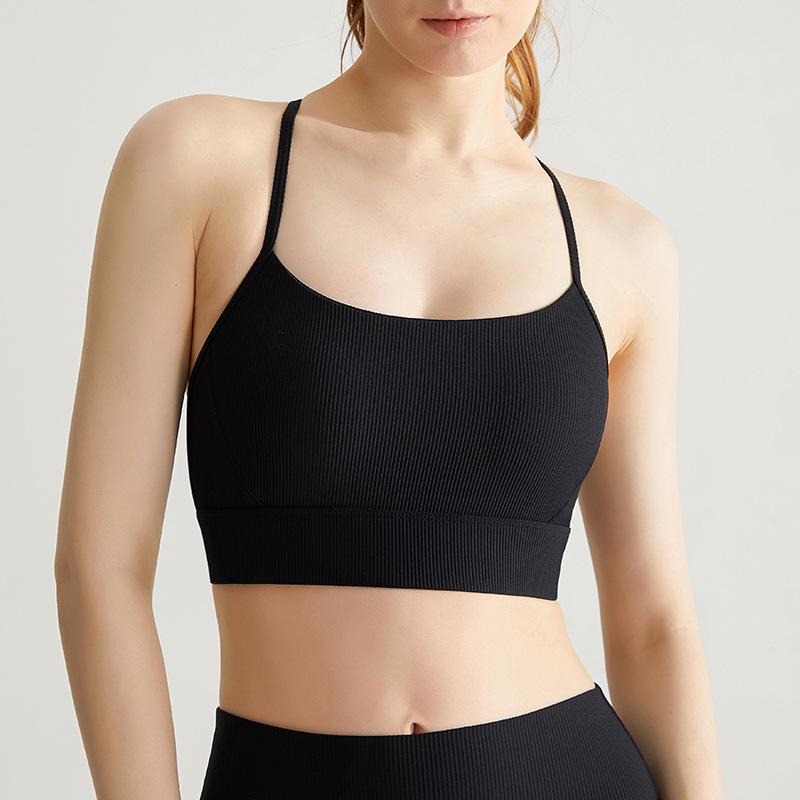 

Противоударный спортивный бюстгальтер: Стильная спинка, сексуальные бретельки-спагетти, фиксированная чашка, средняя поддержка, цельный дизайн Small