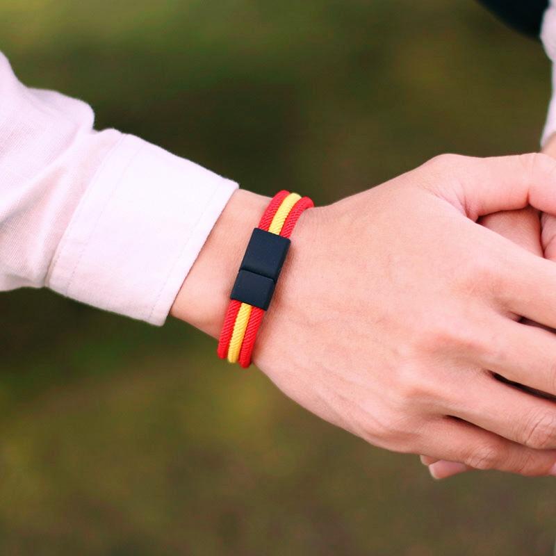 Noter Neues Roman Flaggenfarbe Armband für Männer 4 mm Nylonseil Kette Armband Öffnungsbare Magnetverschluss Spanisch Ukrainisch Symbol Armband
