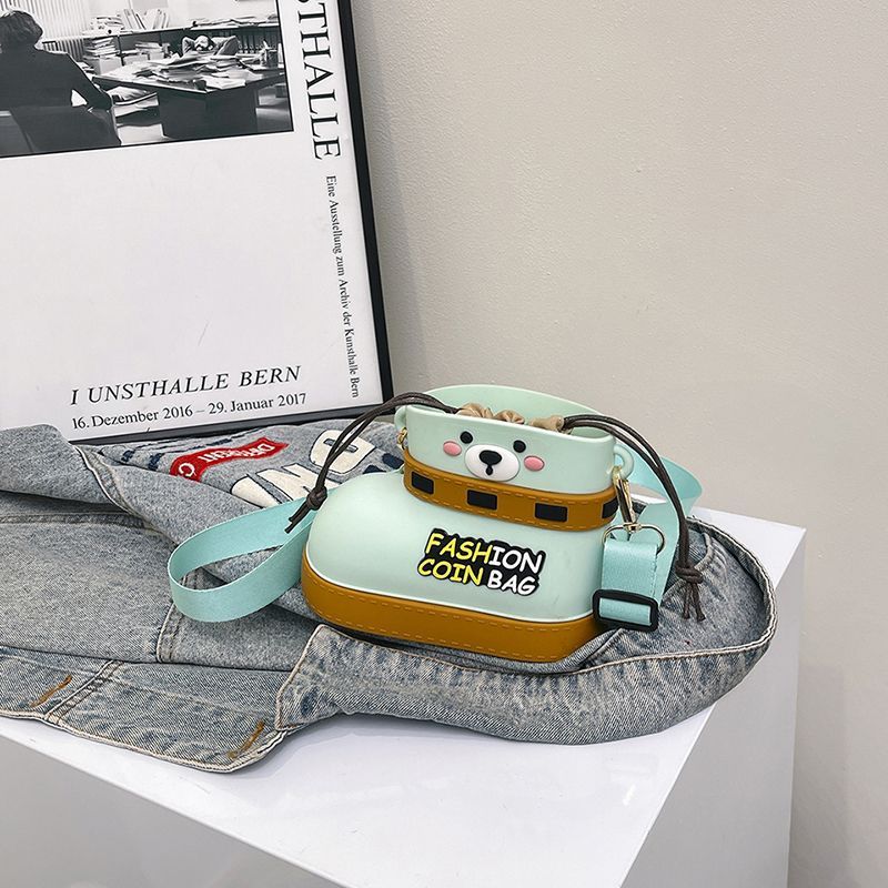 Little Bear Rain Boots Crossbody Bag Parent Child Leisure Shoulder Bag 2025 New Cute and Versatile Silicone Small Bag