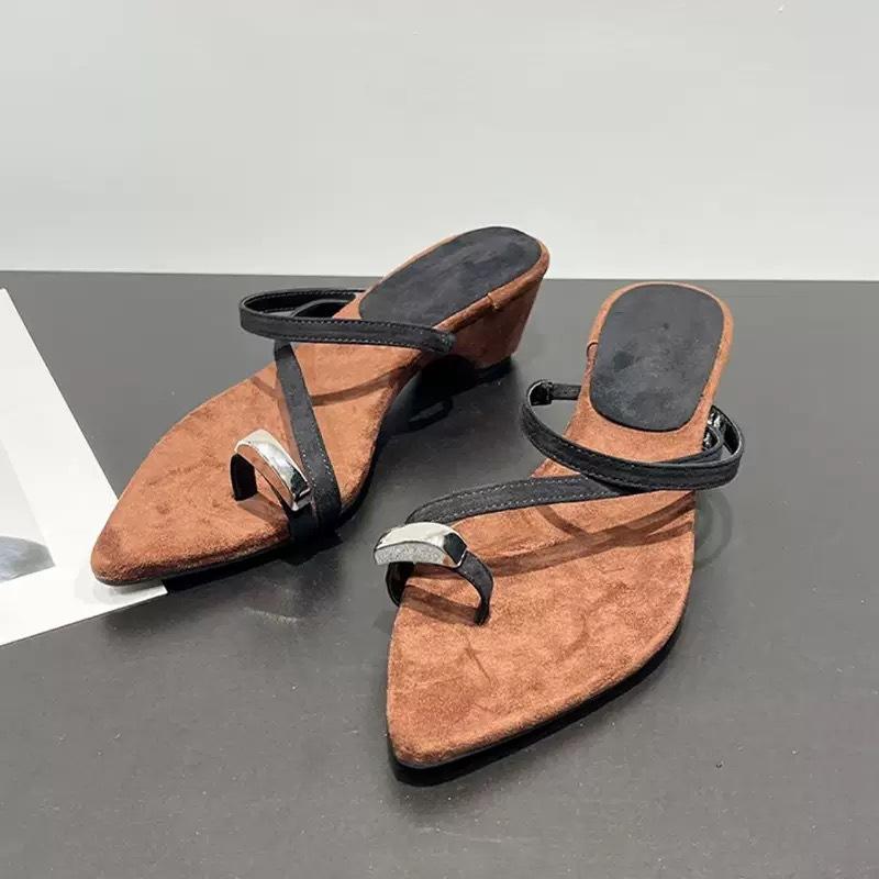 Sheepskin~ Pointed Open-toed Sandals Women's Summer Wear Retro Leather Cover Toes with Thick Heels and Cold Slippers