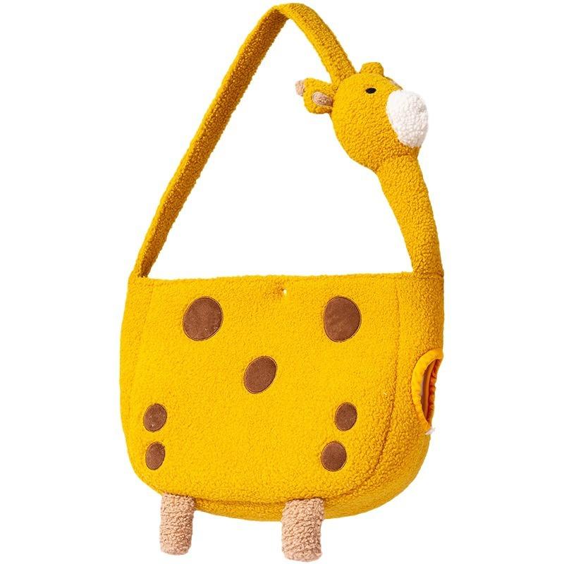 Autumn and Winter Pet Cute Giraffe Animal Shape Outing Bag Winter Warm Oblique Straddle Cat Bag Puppy Dog Backpack