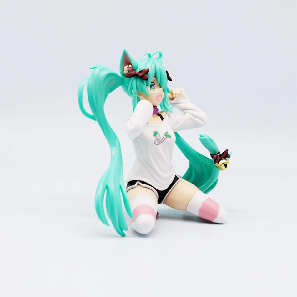 Hatsune Miku Statuetta Azione Carina da Scrivania 12cm Versione Maglietta Gatto. Figurina Anime Ragazza Kawaii Modello Giocattolo Regalo
