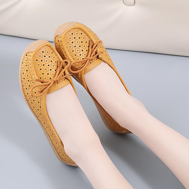 2025 New Women Shoes Moccasins Women Flats Loafers Genuine Leather Female Shoes Slip On Hollow Out Flat Bottomed Mother Shoe Cas