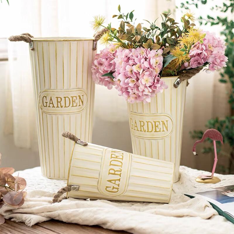 Decorative Iron Flower Bucket