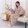 Herbst- und Winter-Haus-Paar-Pyjamas, lockere Badetücher, Korallenfleece, dicke langärmelige Bademäntel