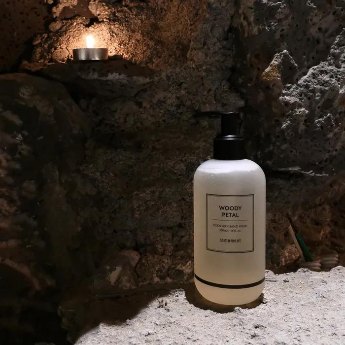 Woody Petal Scented Hand Wash