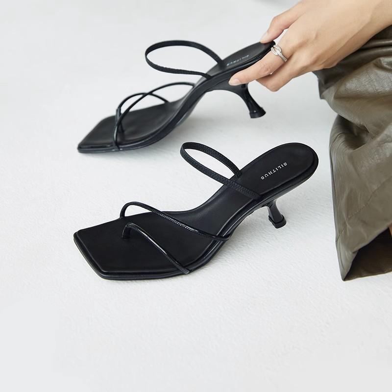 

Spot second hair!!~ One word with slippers women s summer wear 2025 new high-heeled sandals women 34 чёрный