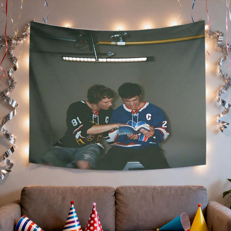 VIKAMA Youth Ice Hockey Clothing Tapestry American Living Room Decoration Wallpaper Room Decoration Home Decoration
