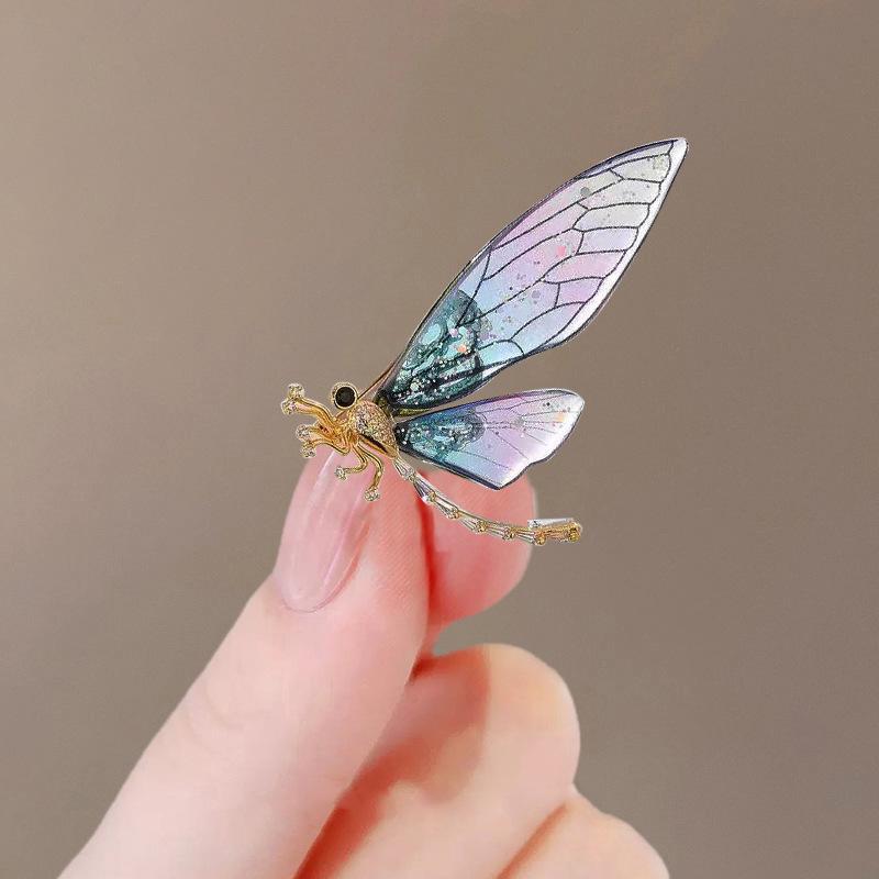 Chic Butterfly Brooch for Women - High-End Fashion Corsage