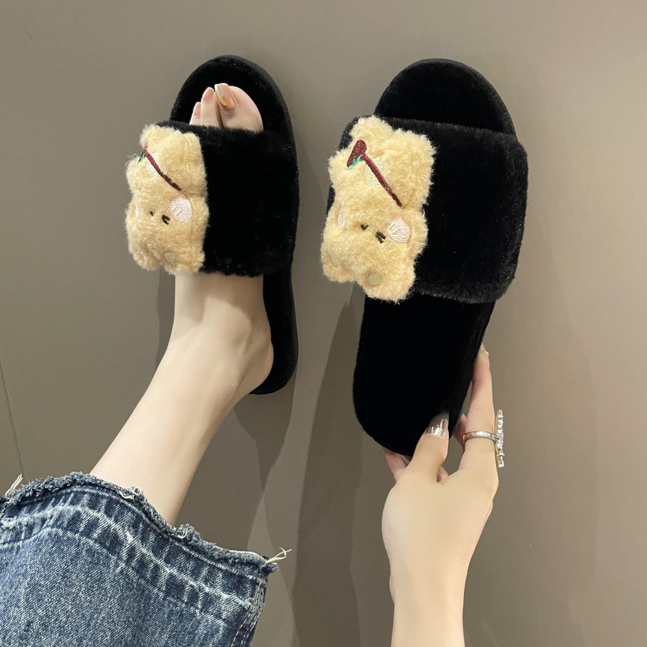 fashion Winter Women s Warm and Fluffy Household Bear Pattern Decorated Furry Cotton Slippers 36 чёрный