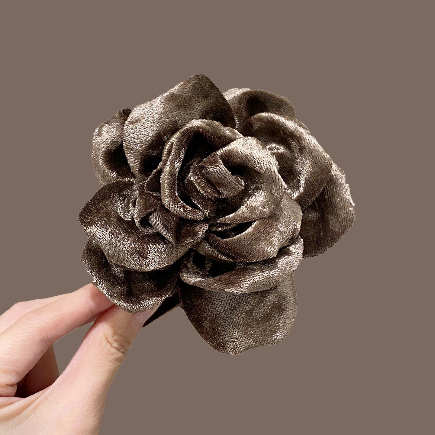 

Autumn/Winter New Ins Korean Early Autumn Velvet Flower Grip Clip High Grade Camellia Shark Hair Accessories Women