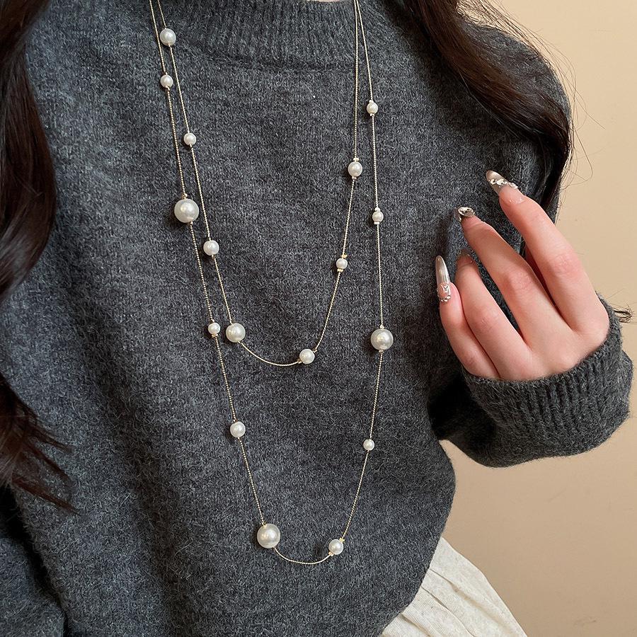 Exquisite Pearl Double-Layered Clavicle Necklace: French Elegance & Light Luxury Design