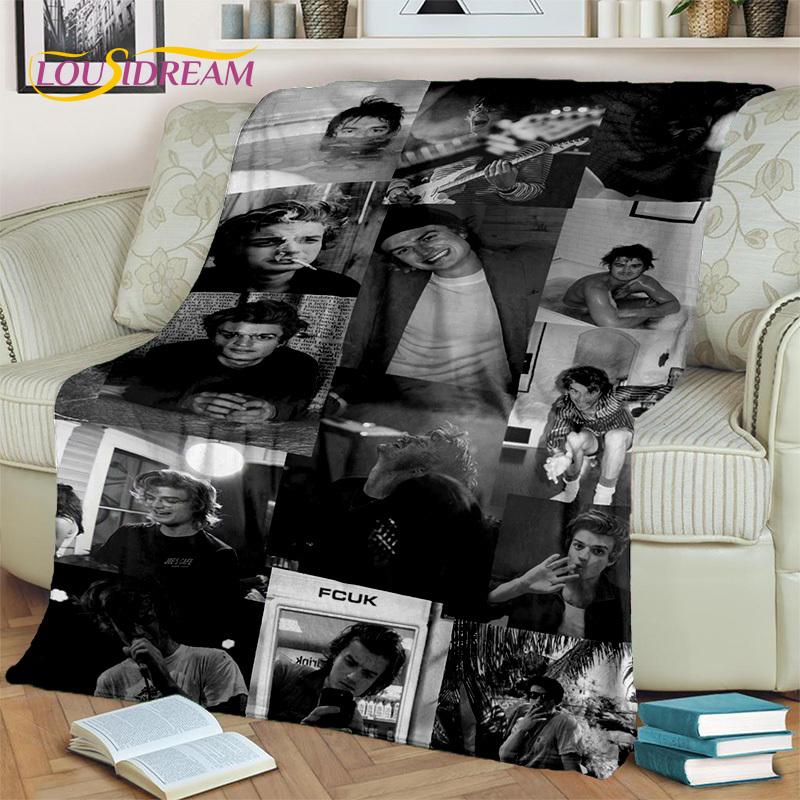 HD Printing Joe Keery Actor 3D Blanket,Soft Throw Blanket for Home Bedroom Bed Sofa Picnic Travel Office Rest Cover Blanket Kids