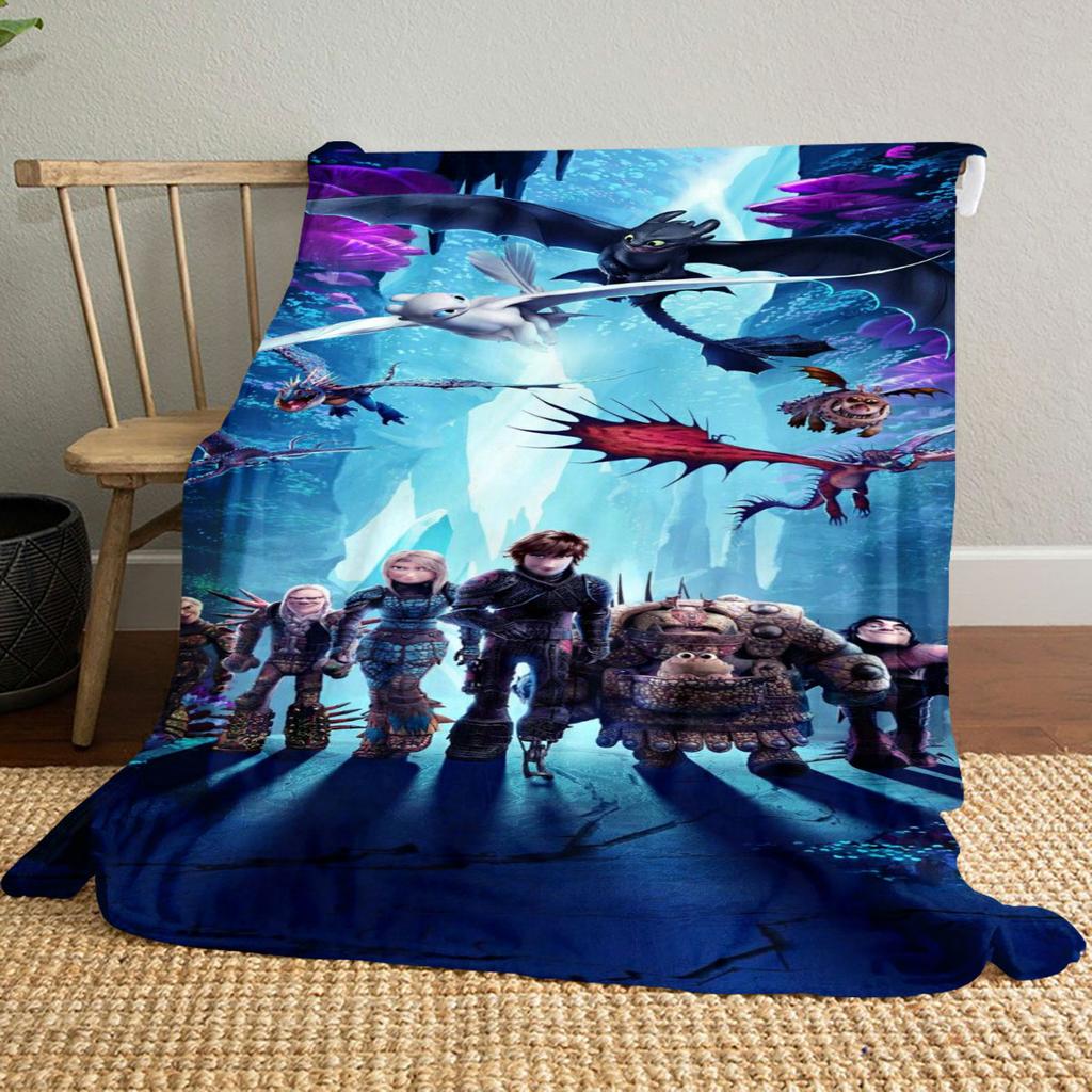 High-quality How to Train Your Dragon Toothless themed printed blanket. Soft and comfortable, a perfect gift for  friends.
