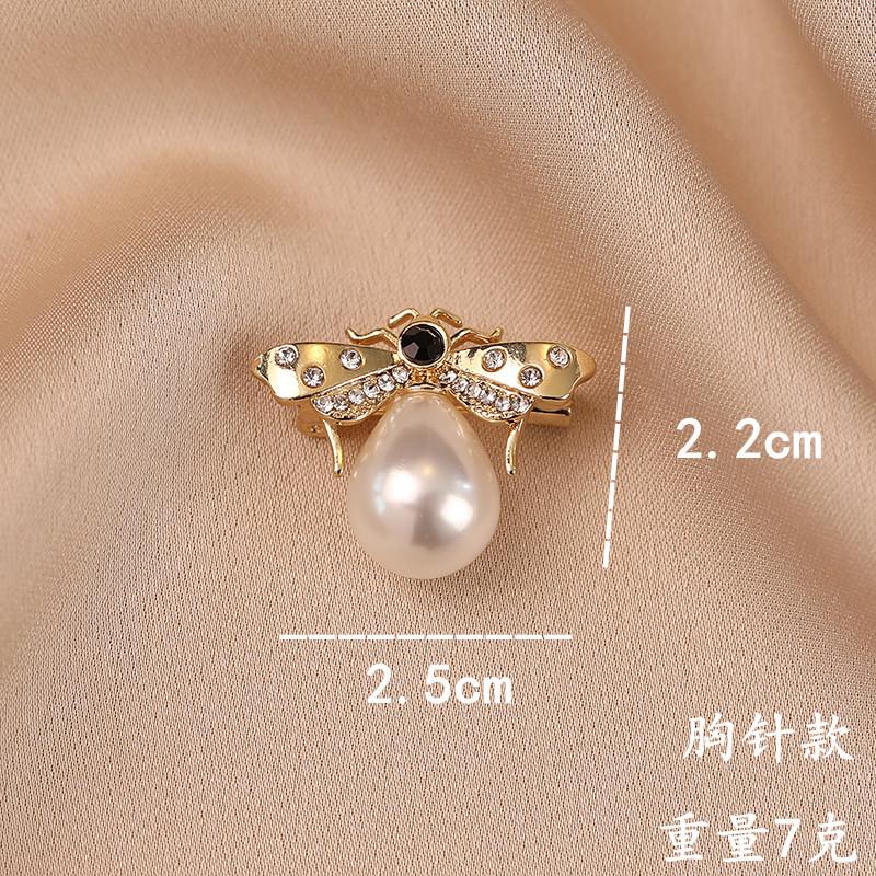Japan and Korea anti-light bee brooch simple suit corsage accessories women s versatile chest pin button