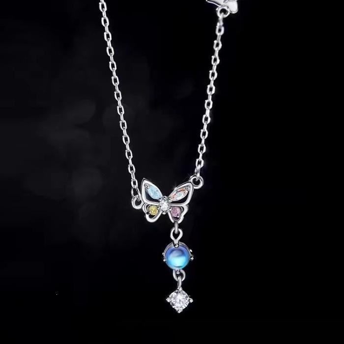 Elegant 2024 Butterfly Choker: 925 Sterling Silver Necklace, Light Luxury High-End Clavicle Chain for Women