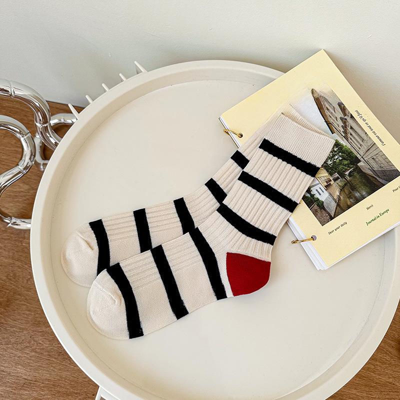 Female Spring and Autumn Rainbow Stripe Trend All Kinds of New Style In Tube Cotton Socks