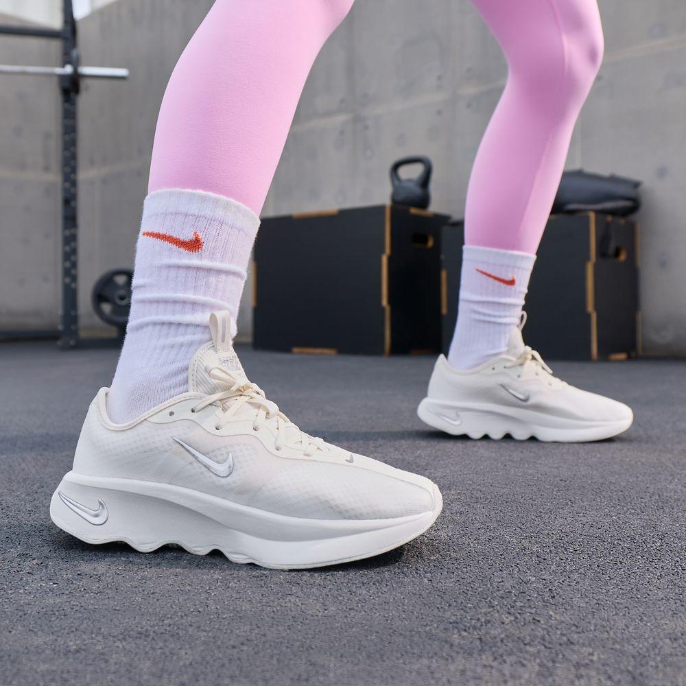 Nike Wmns Motiva 2 `Summit White`