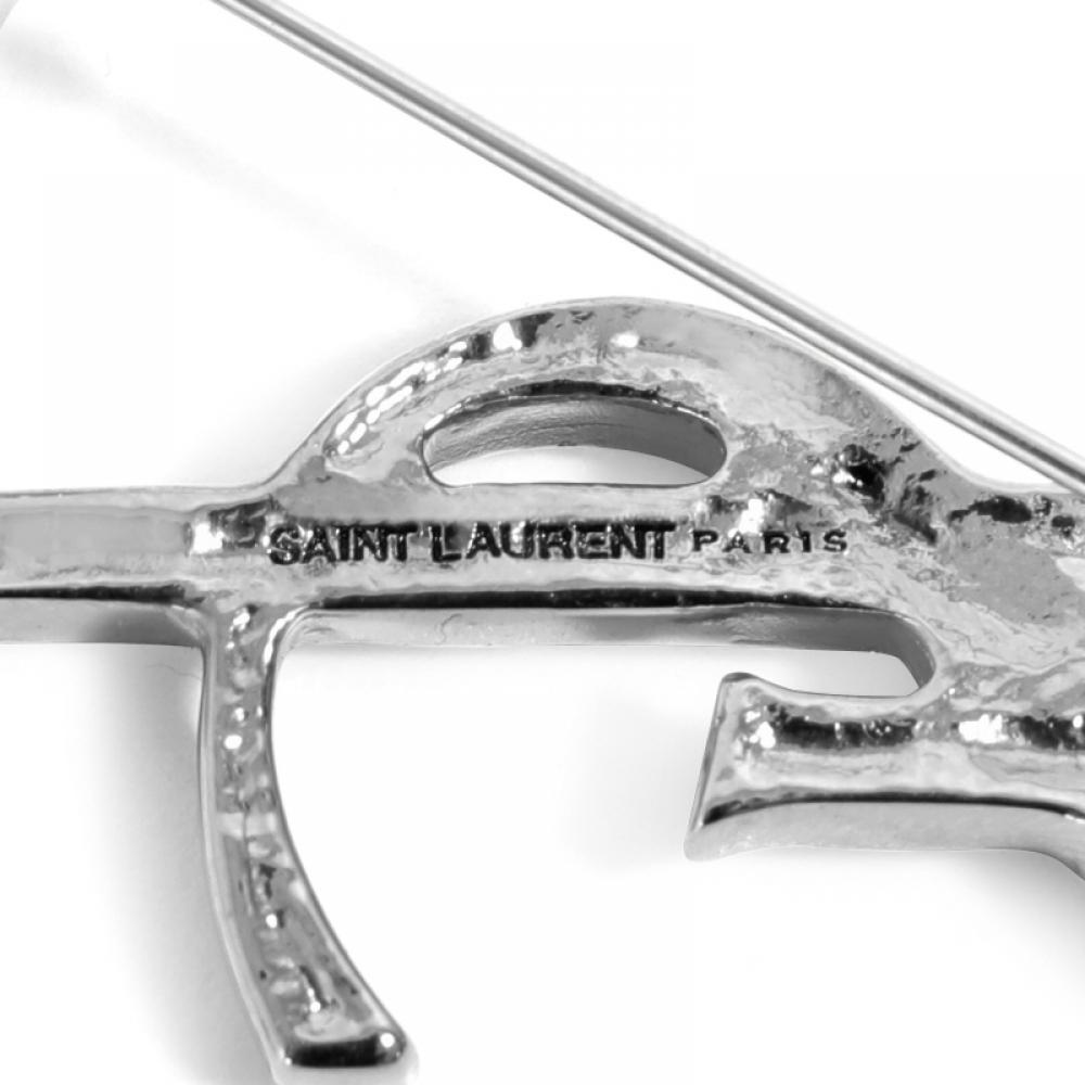Broche Monograma Cassandra Saint Laurent 470371 Y1500 8142