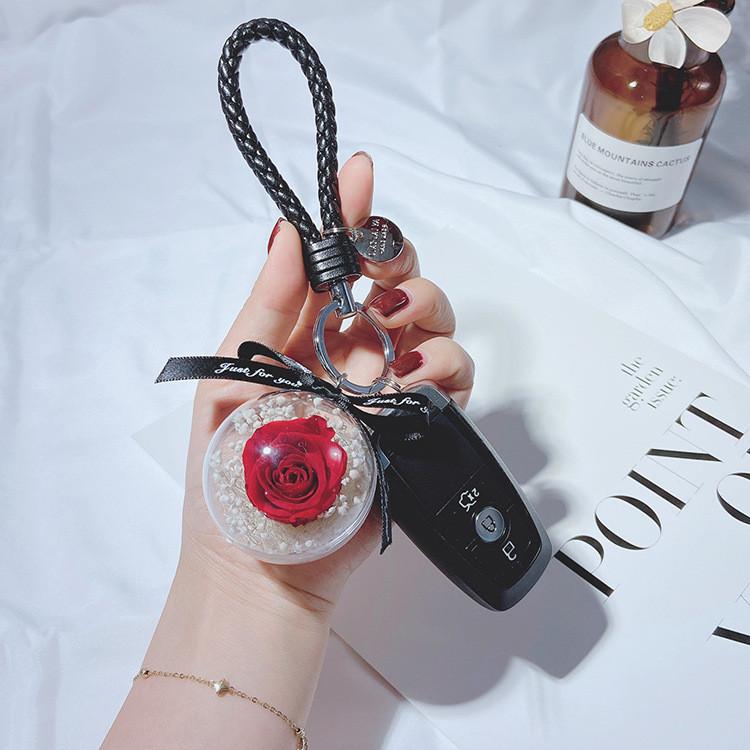 Stylish Women's Floral Keychain With Braided Rope Rose And Dried Flower Pendant
