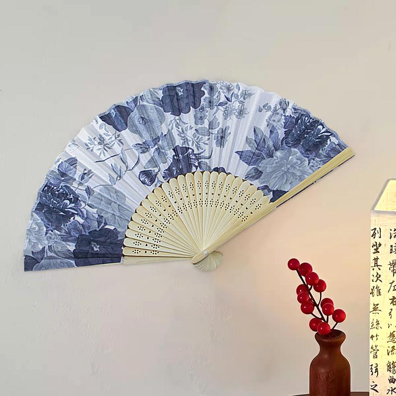 Pretty Classical Hand Held Fan Fashion Folding Fan Retro Dance Performance Fans Shooting Props Girls Women Fan Home Decoration