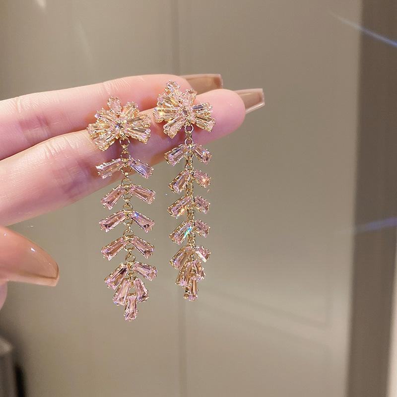 Super fairy pink flower love fringed earrings versatile temperament earrings light luxury earrings women