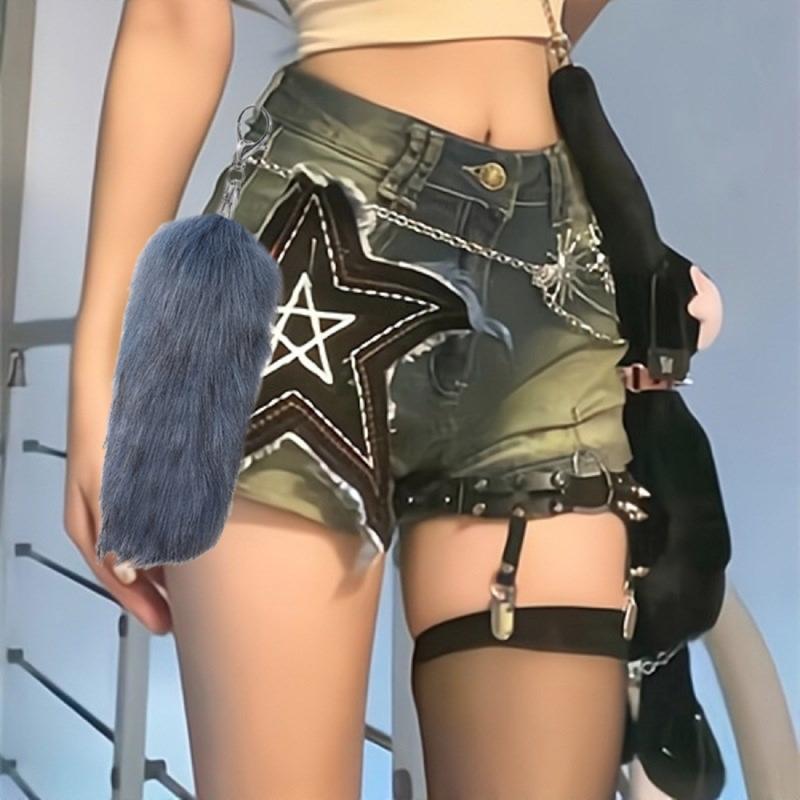 Elegant Keyrings Charm with Foxes Tail Pendant Fashionable Keychain Decoration Cute Toy for Car or Bag Decoration