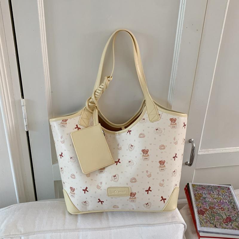 

High-value bag women s autumn 2025 new popular fashion shoulder bag large-capacity textured commuter tote bag жёлтый