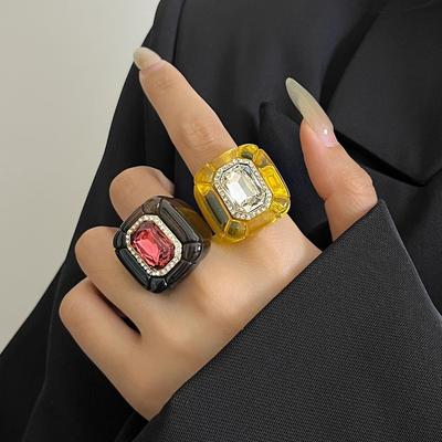 New Fashion Colorful Rhinestones Ring Three-dimensional Elegant Jewelry Finger Ring Geometric Square Ring Women