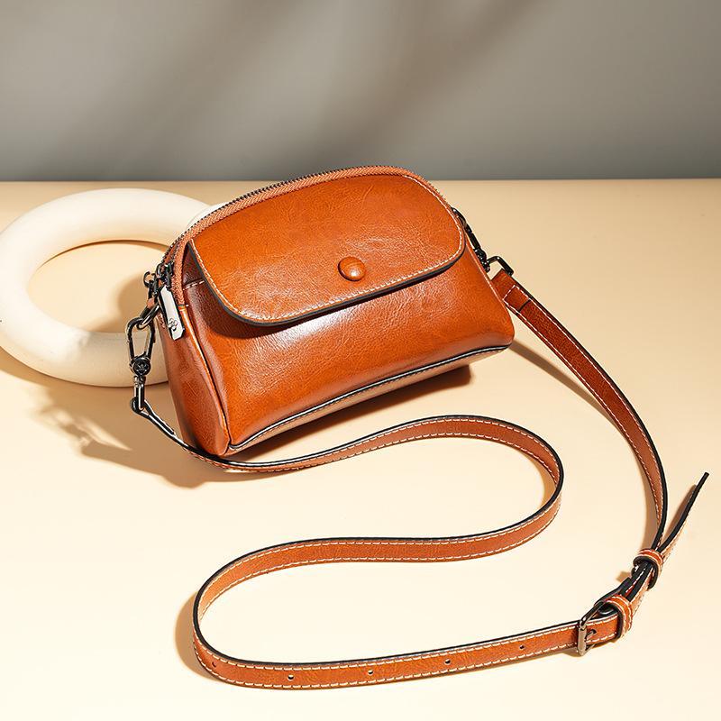 Bag Women's Spring and Summer New Leather Women's Bag Mobile Phone Bag High-end Sense Large Capacity Shoulder Crossbody Exquisite Small Bag